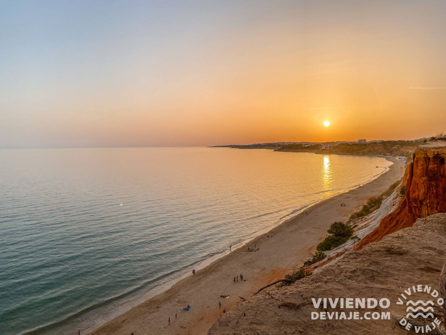 Atardecer en Praia da Falésia | Consejos para viajar al Algarve
