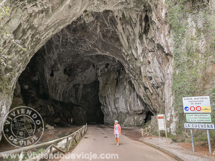 Cruzar la Cuevona, una de las cosas que hacer en Asturias