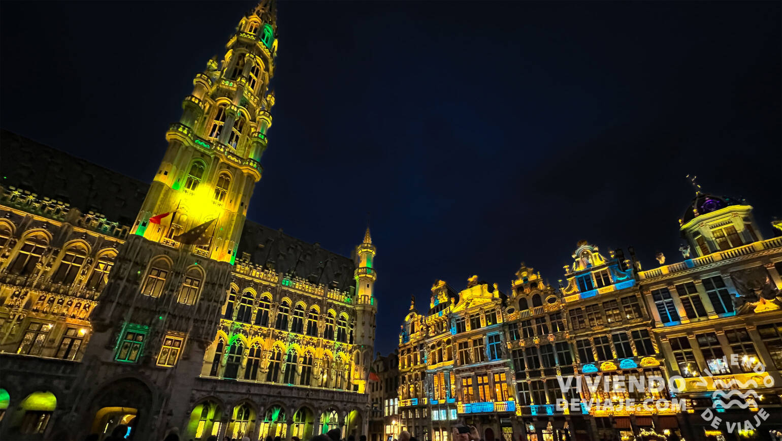 Iluminación de la Gran Place de Bruselas en Navidad
