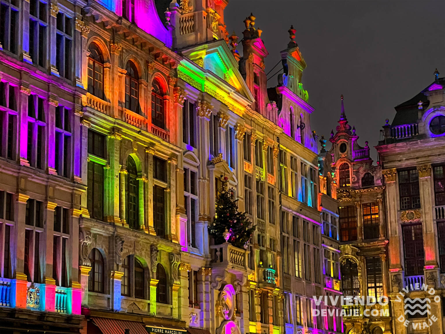 Iluminación de la Gran Place de Bruselas en Navidad