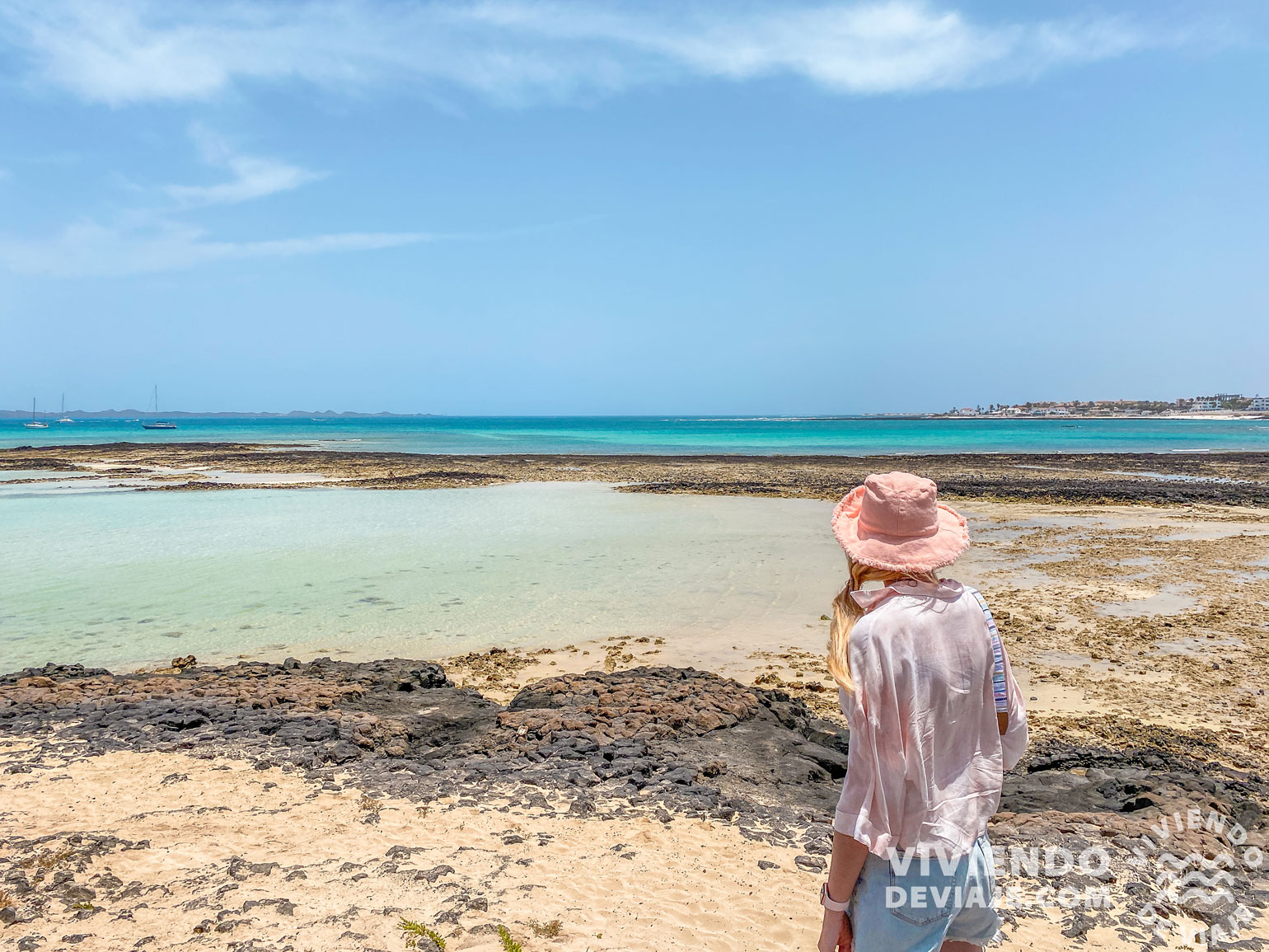 Alojarse en Fuerteventura en el pueblo de Corralejo